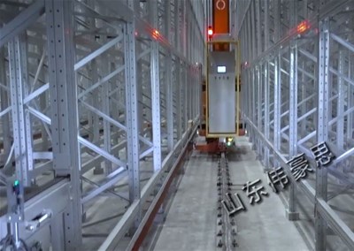 立体仓库堆垛机的工作原理是什么？