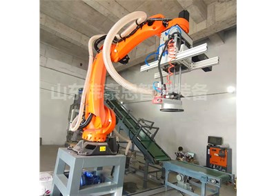 胶粉机械手破袋机是如何完成工作的？