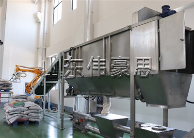 氧化钙全自动拆垛拆包线是如何工作的？
