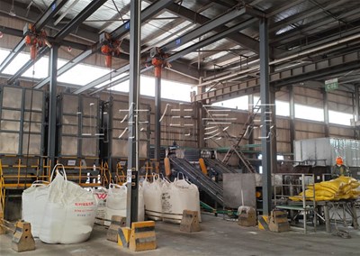 硫酸钾自动吨袋拆袋机 吨包破包机现场案例