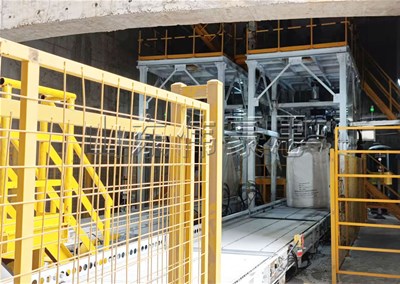 锂电原料吨袋包装机的工艺原理